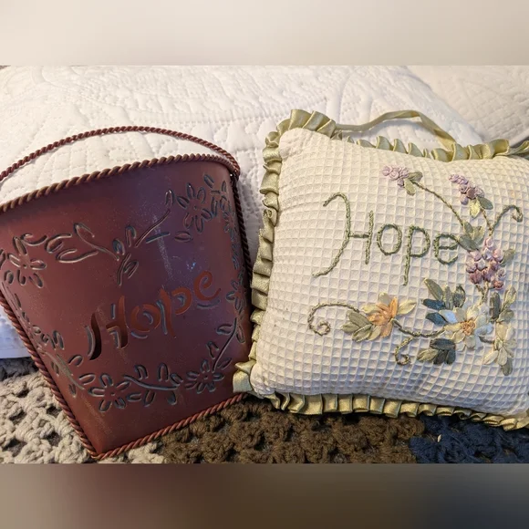 Vintage Home Interiors 4 Piece Set! - Picture 2 of 4